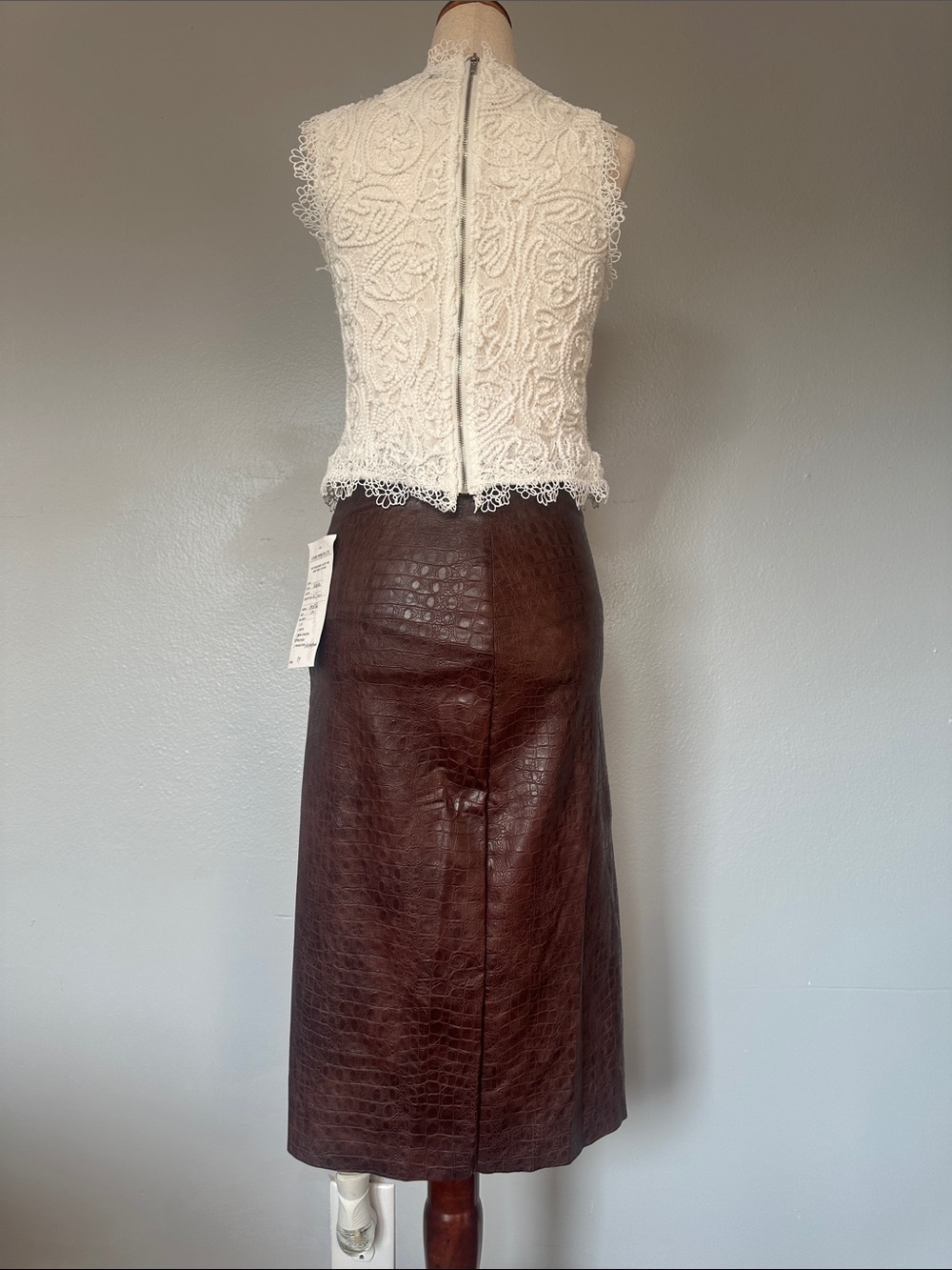 Croc-Embossed Brown Midi Skirt with Front Slit - Picture 3 of 9
